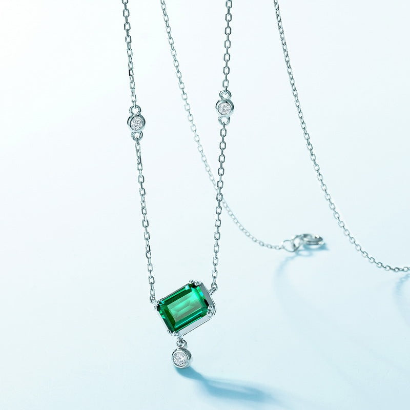 Collier simple et géométrique en argent sterling S925 avec pierres précieuses colorées et émeraude