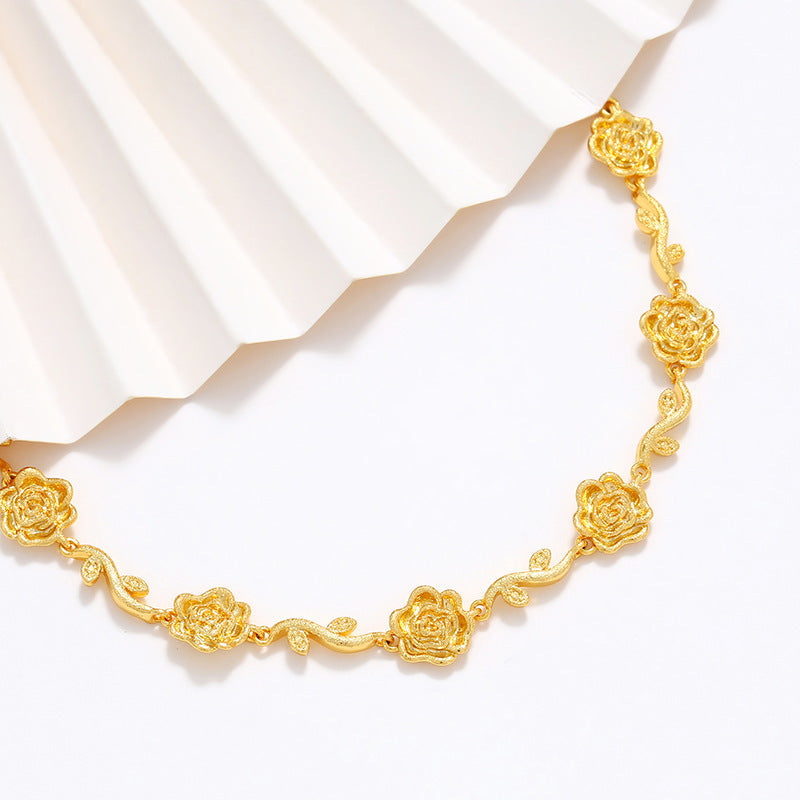 Bracelet en alliage de cuivre plaqué or avec branche de fleur givrée et rose romantique avancé