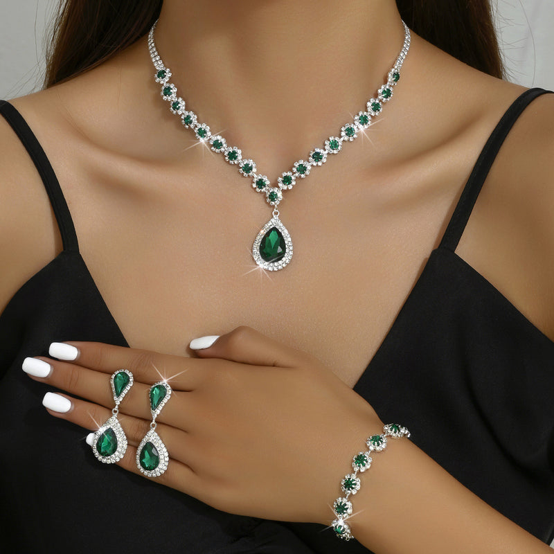 Bijoux fantaisie, bijoux de mariée, ensemble de trois pièces, collier, clous d'oreilles, bracelet