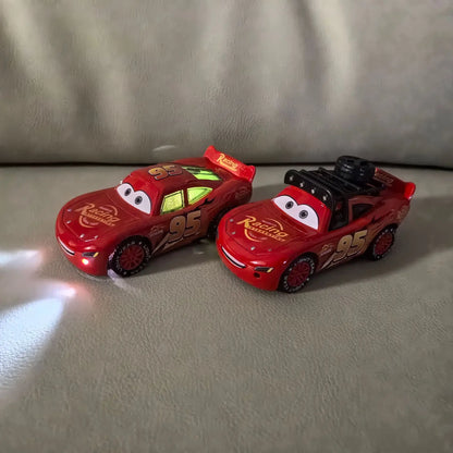 Voiture en alliage Disney Cars Lightning McQueen, modèle original, lumière 3D, musique, traction, Flash McQueen, jouet cadeau pour enfants