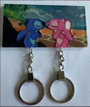Porte-clés Disney Anime mignon Mickey Mouse Stitch Couple porte-clés réfrigérateur aimant fête décoration enfants jouets cadeaux