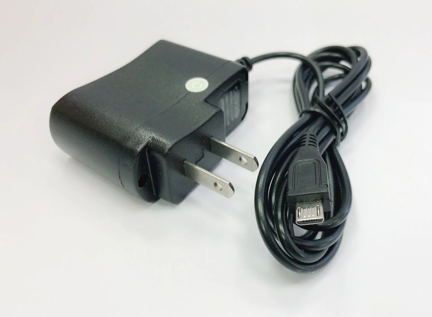 Console de jeu rétro HDMI Super Mini Système de jeu vidéo classique 821 jeux vidéo Plug and Play intégrés Convient pour un cadeau de Noël