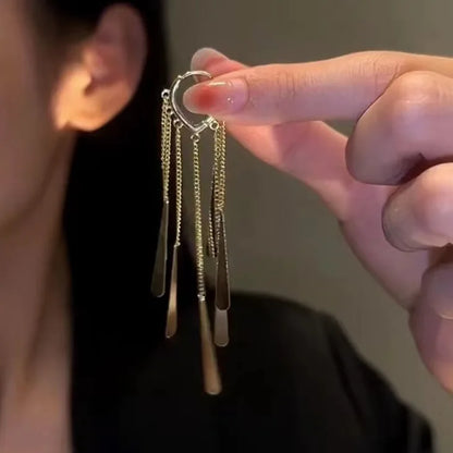 Boucles d'oreilles élégantes et délicates pour femmes, design unique, tendance 2023