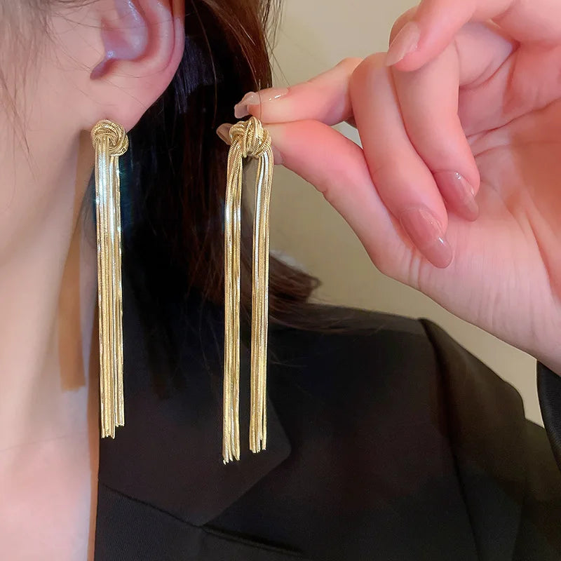 Boucles d'oreilles longues à pampilles en métal pour seniors, nouvelle collection 2023 