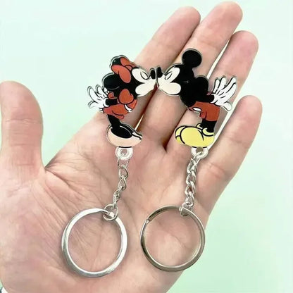 Porte-clés Disney Anime mignon Mickey Mouse Stitch Couple porte-clés réfrigérateur aimant fête décoration enfants jouets cadeaux