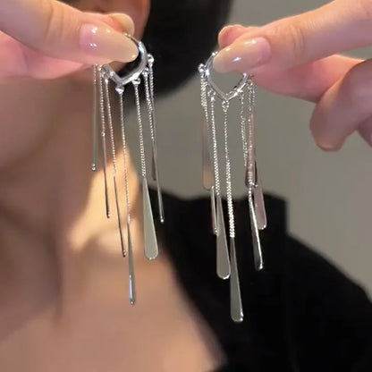 Boucles d'oreilles élégantes et délicates pour femmes, design unique, tendance 2023