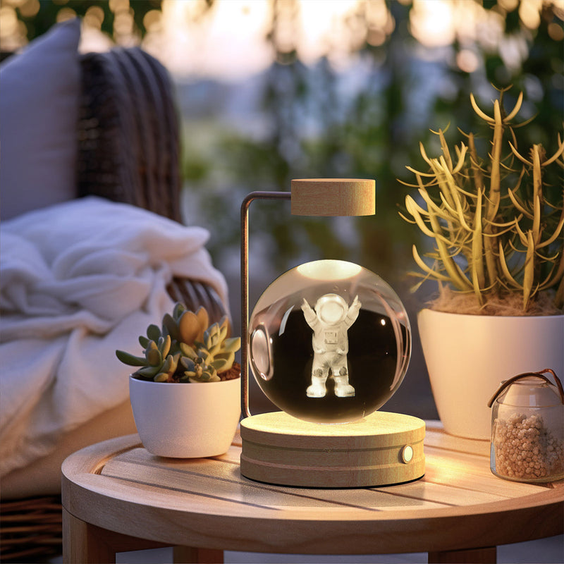 Veilleuse d'intérieur en forme de dinosaure cosmique avec boule de cristal, alimentée par USB, idéale pour une table de chevet ou comme cadeau d'anniversaire