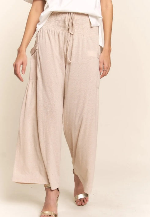 Pantalon large bohème à taille froncée avec poches J.NNA